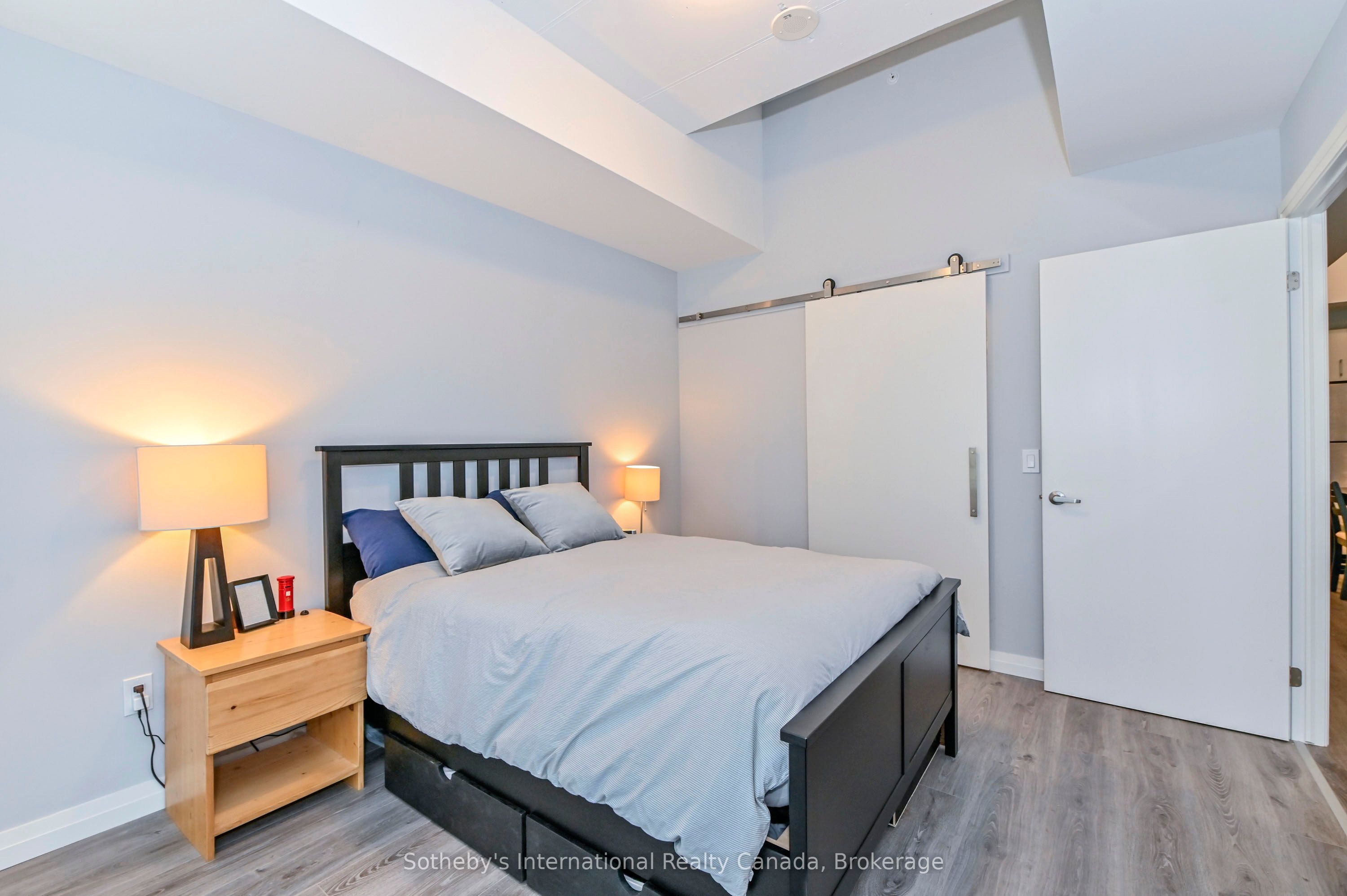 108 Garment Street 409 Property Photo 10