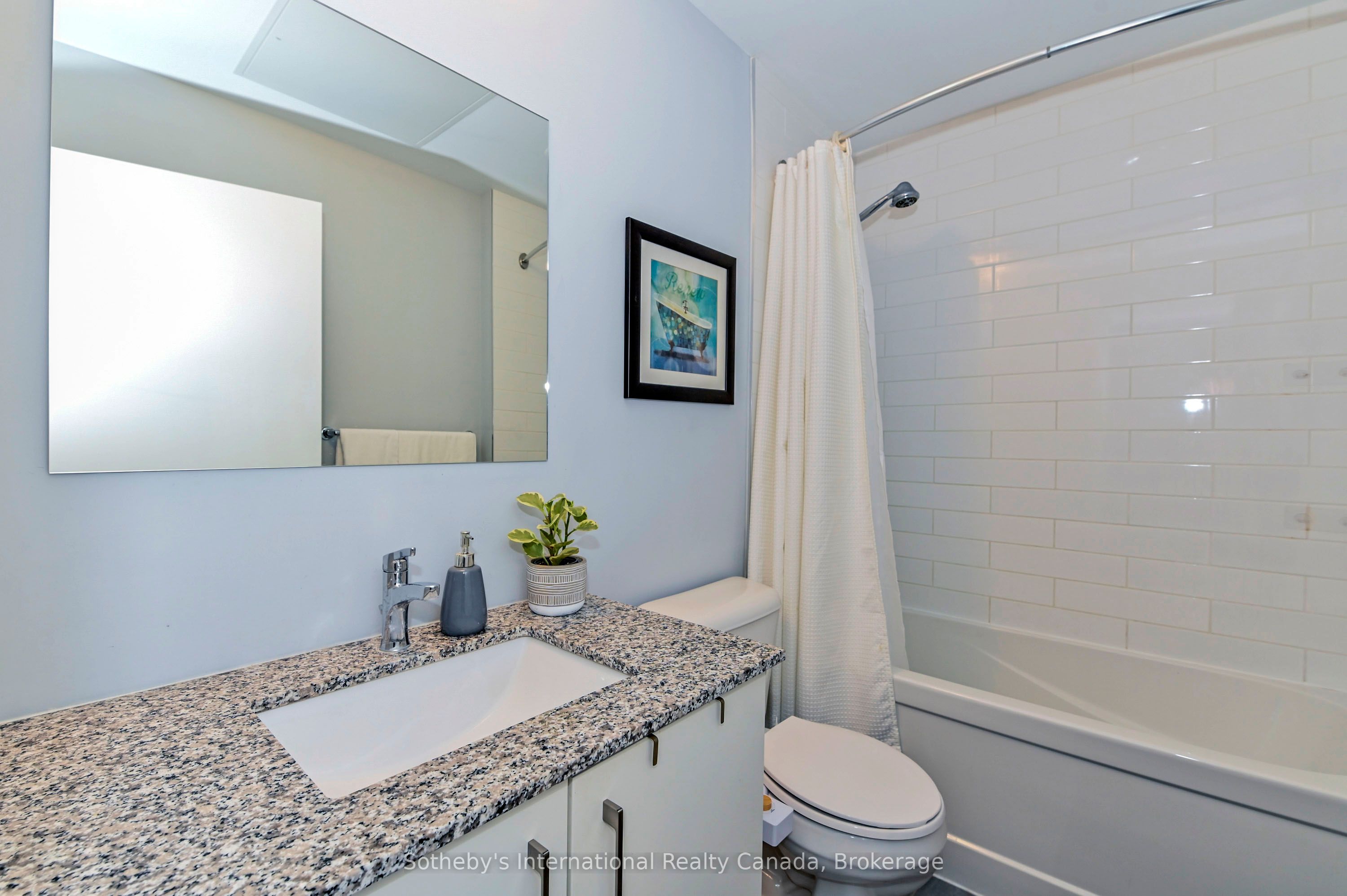 108 Garment Street 409 Property Photo 18