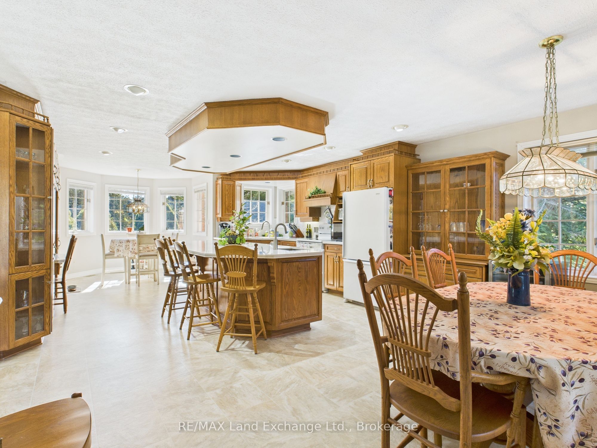 115 Deerhurst Drive Property Photo 14