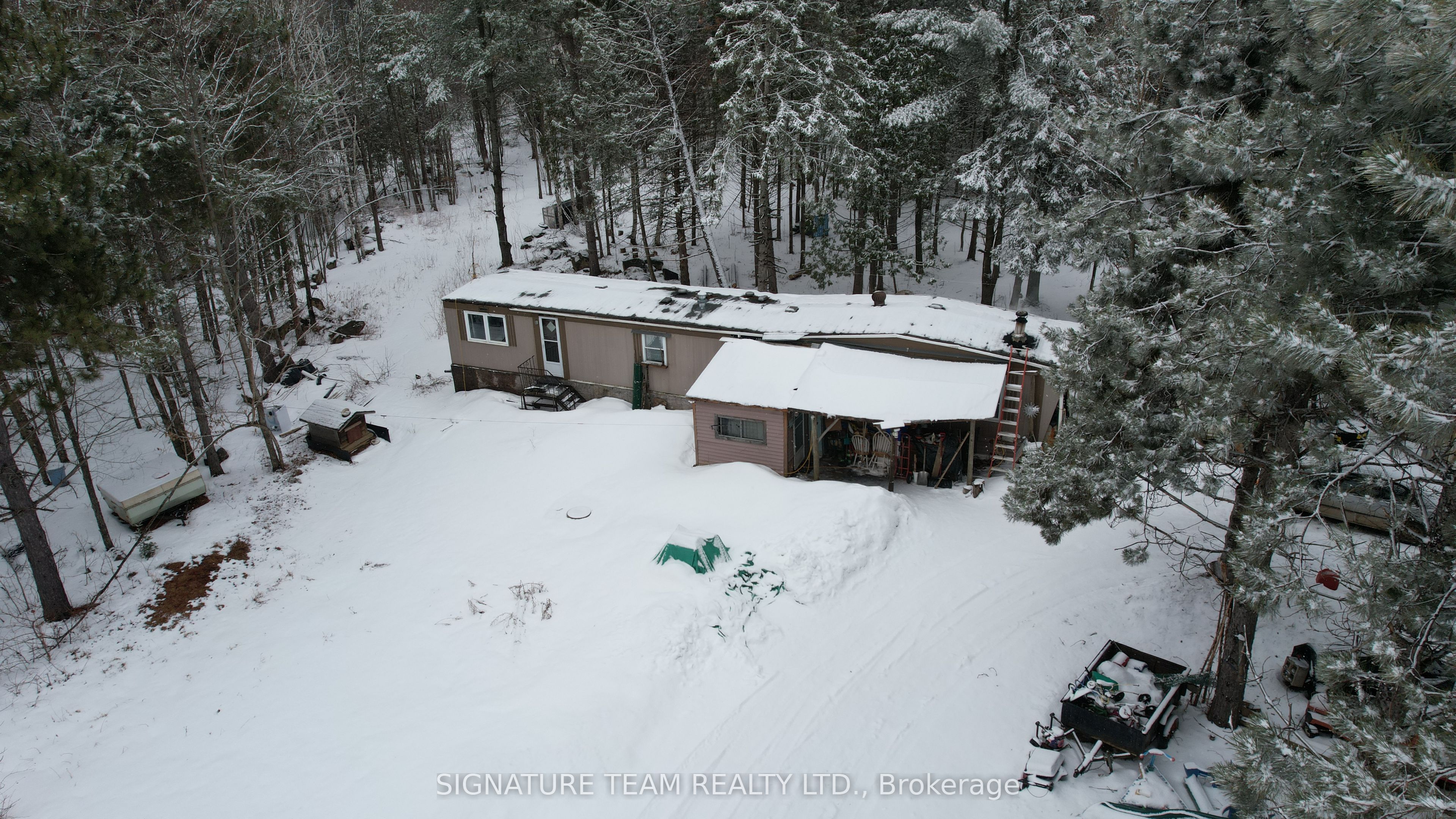 3155 Mountain View Road Property Photo