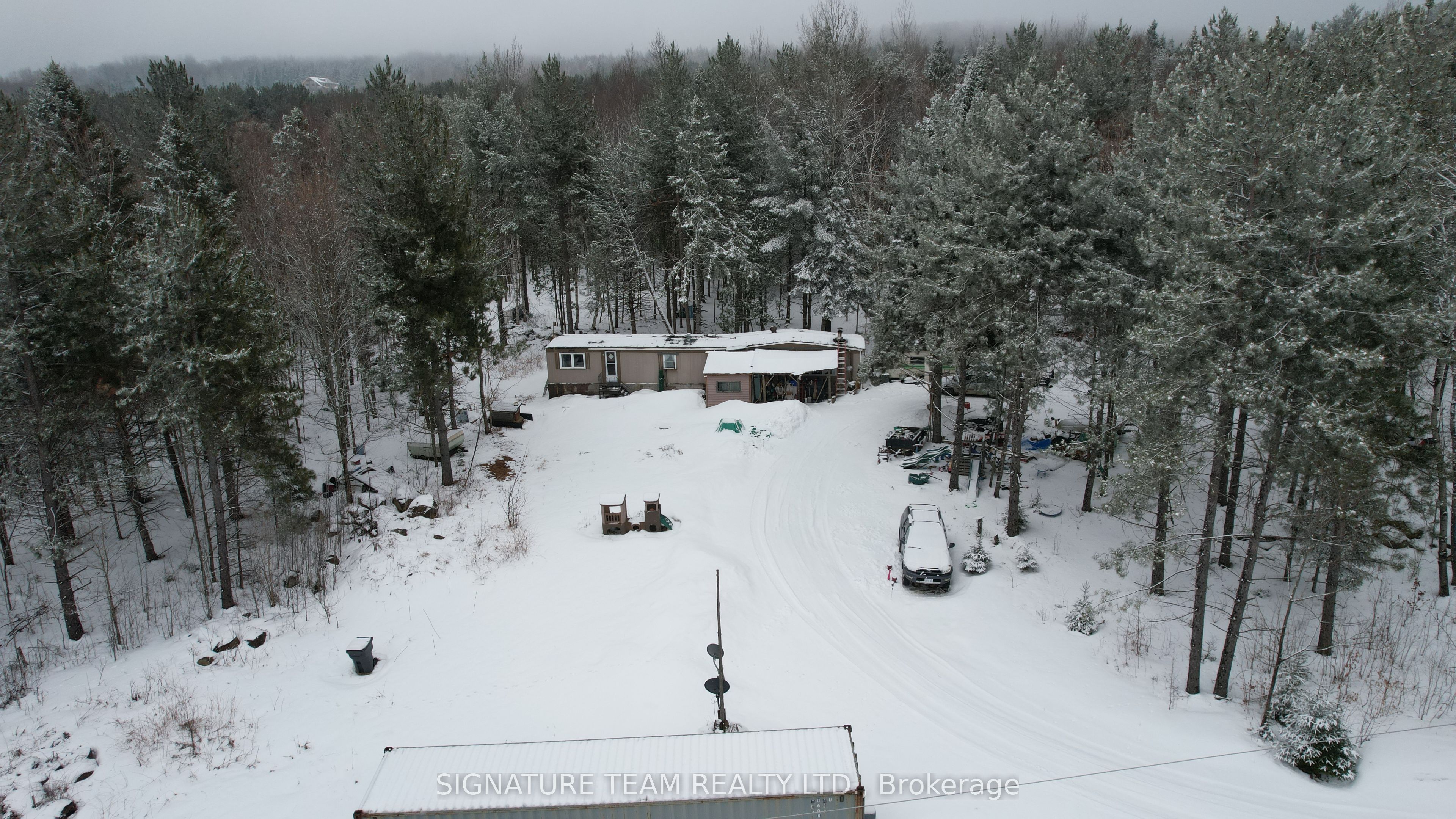 3155 Mountain View Road Property Photo 4