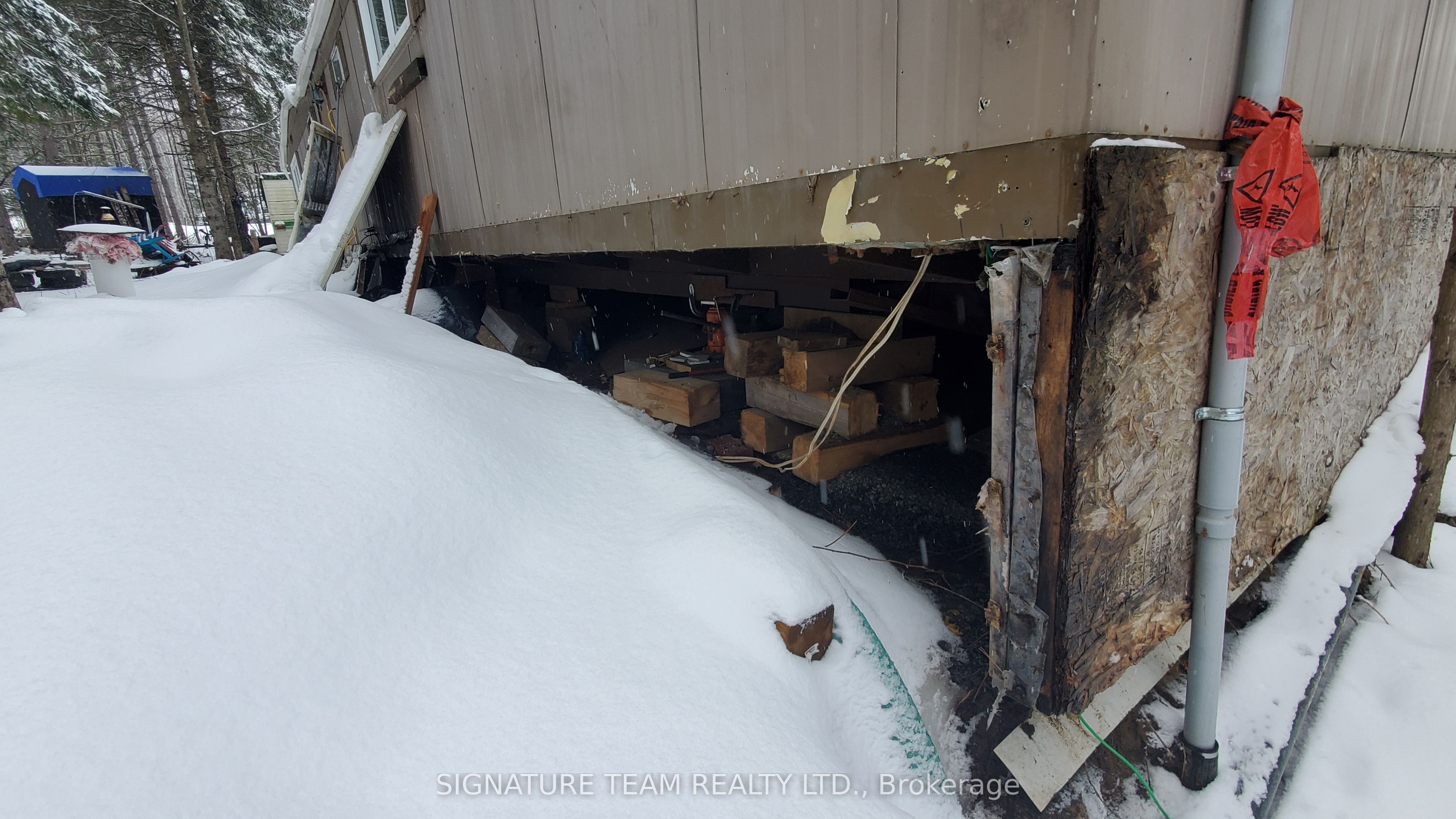 3155 Mountain View Road Property Photo 9