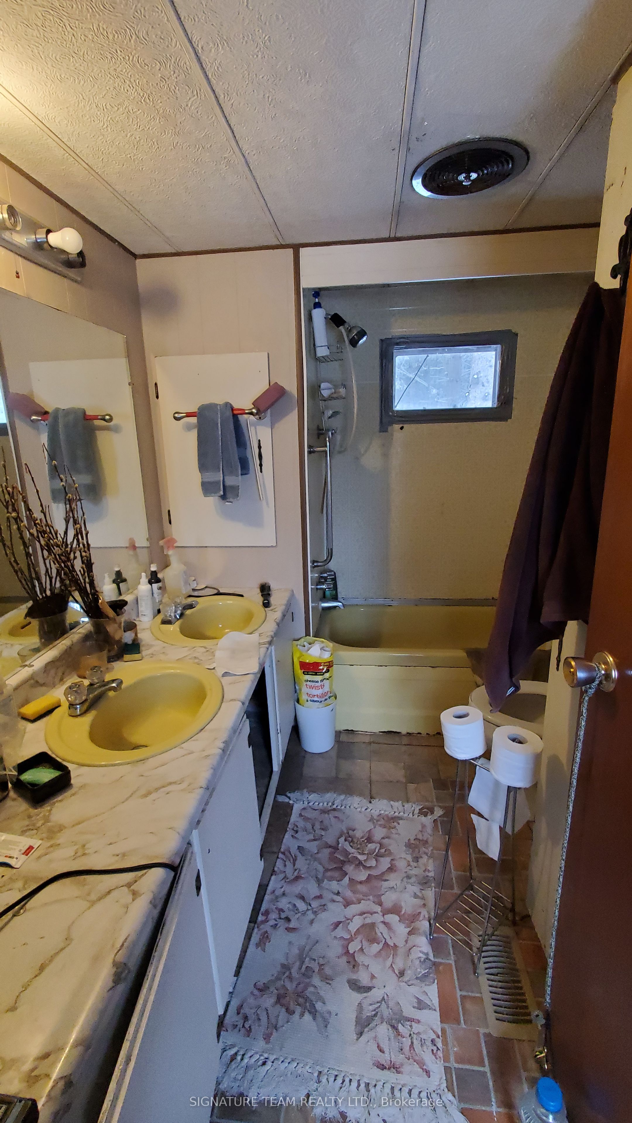 3155 Mountain View Road Property Photo 11