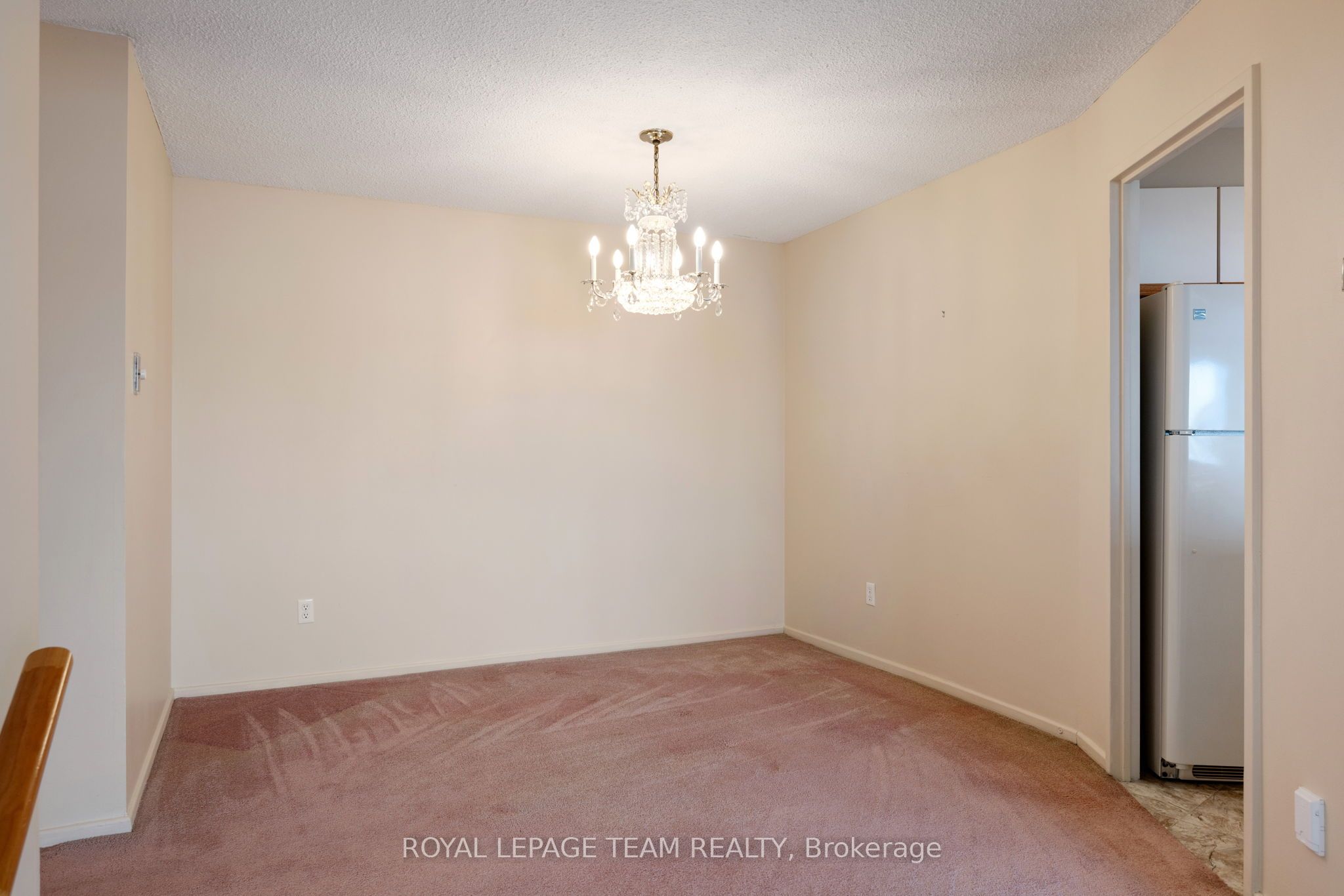 1081 Ambleside Drive 1101 Property Photo 6