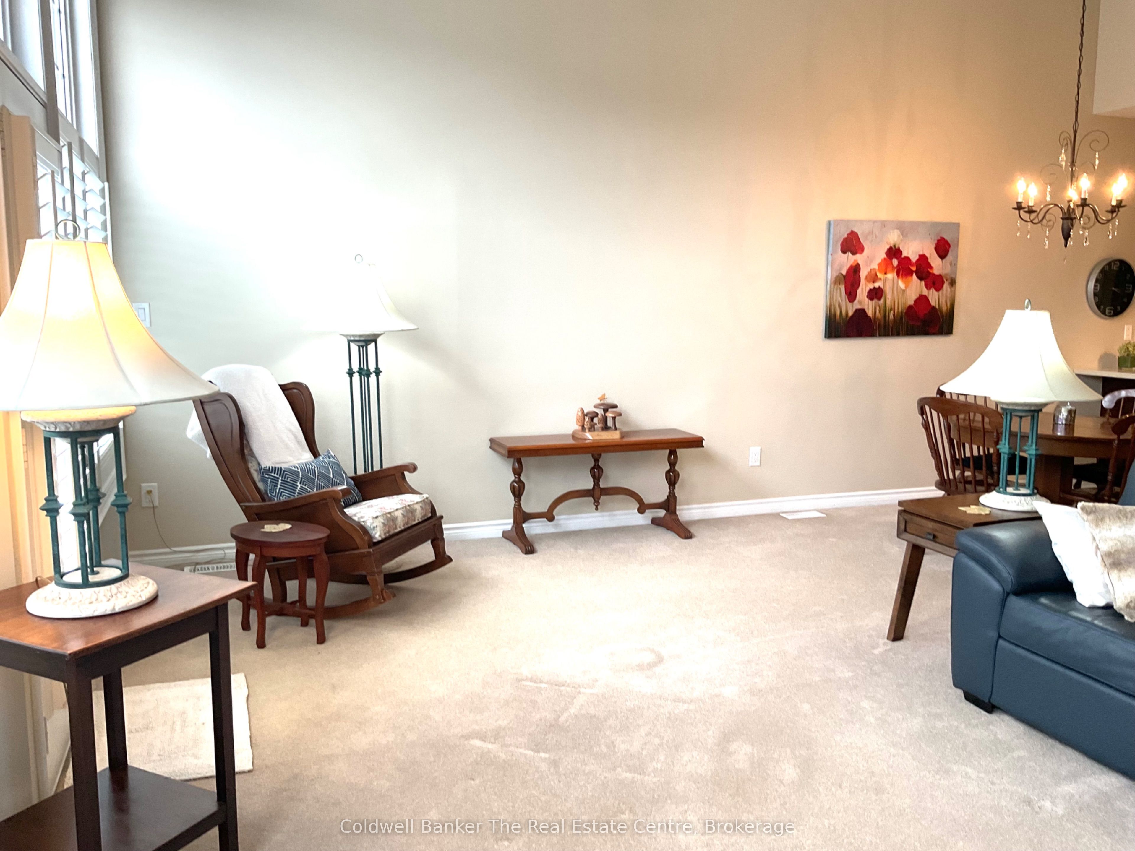 10 Kent Court Property Photo 5