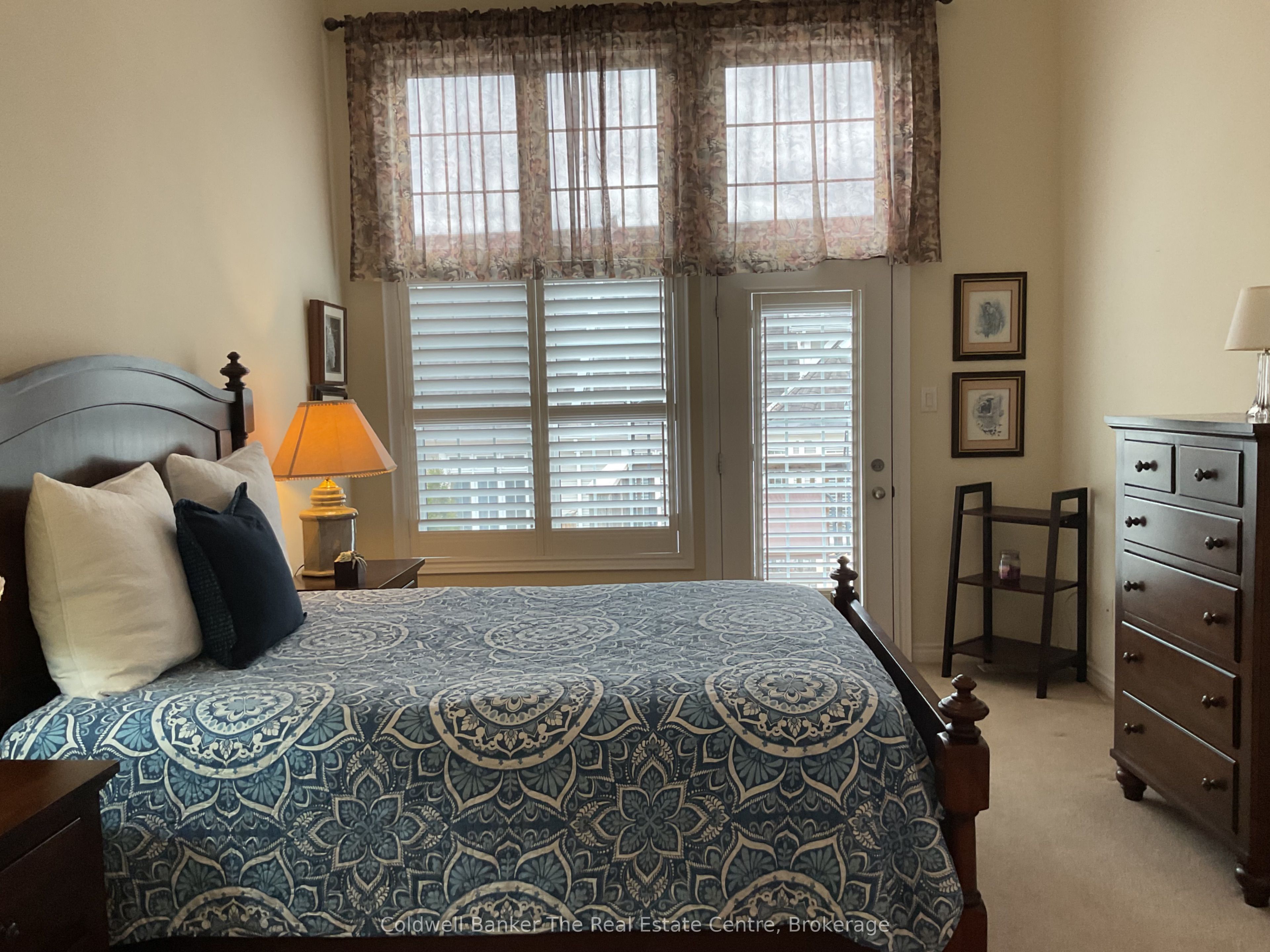 10 Kent Court Property Photo 6
