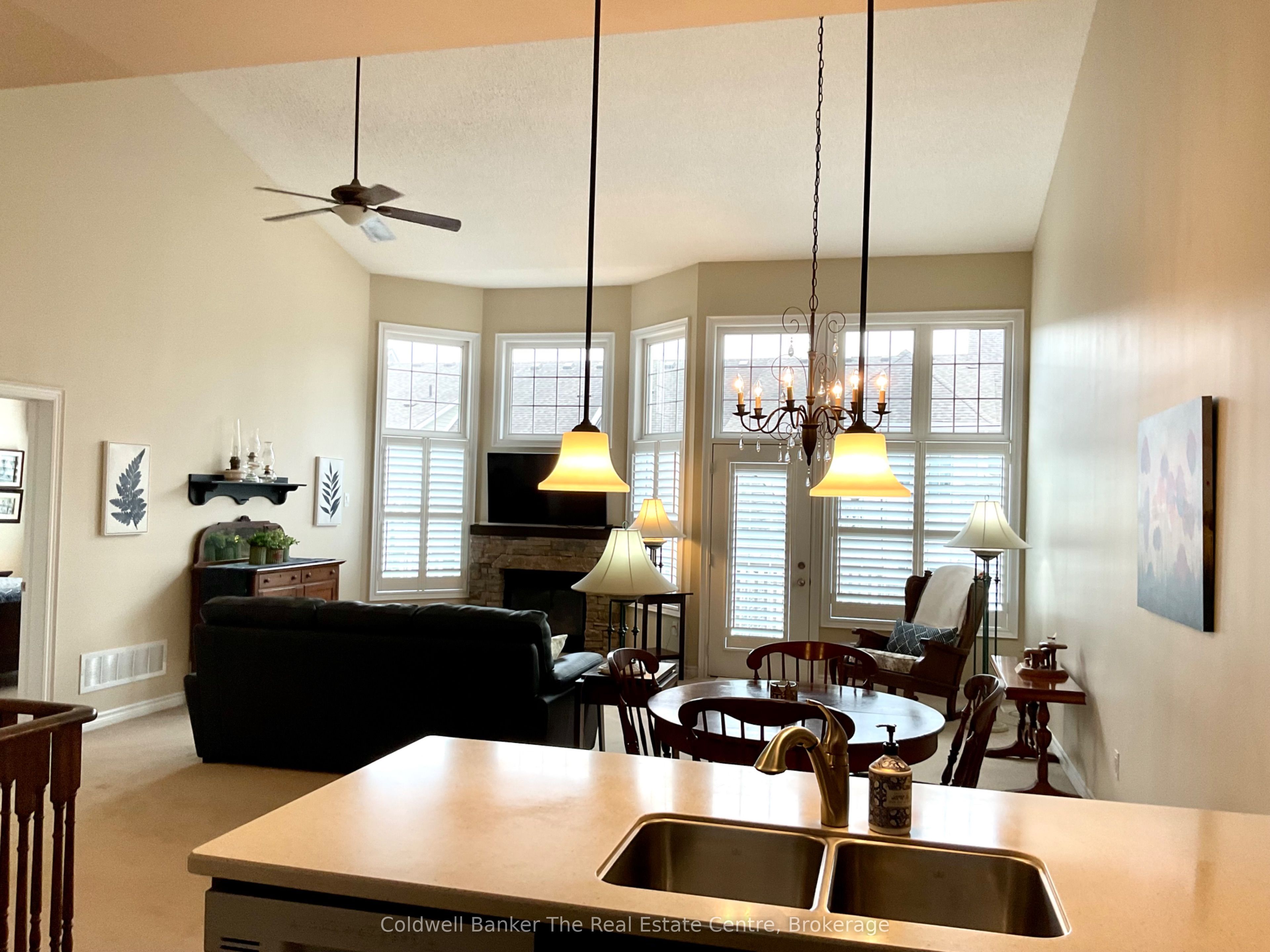 10 Kent Court Property Photo 8