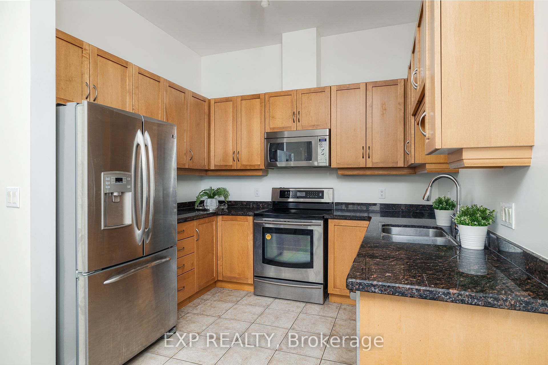 165 Duke Street E 305 Property Photo 7