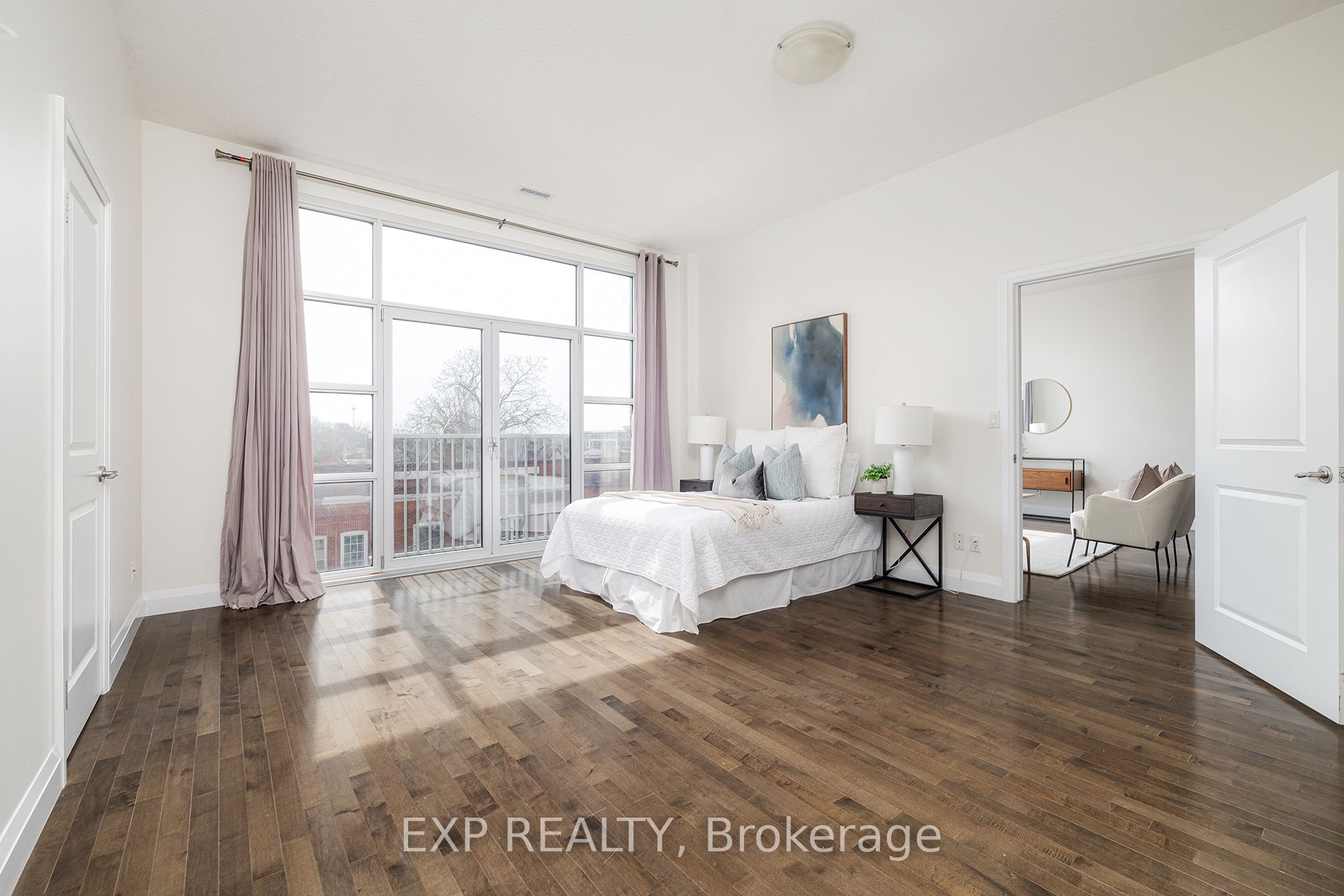 165 Duke Street E 305 Property Photo 11