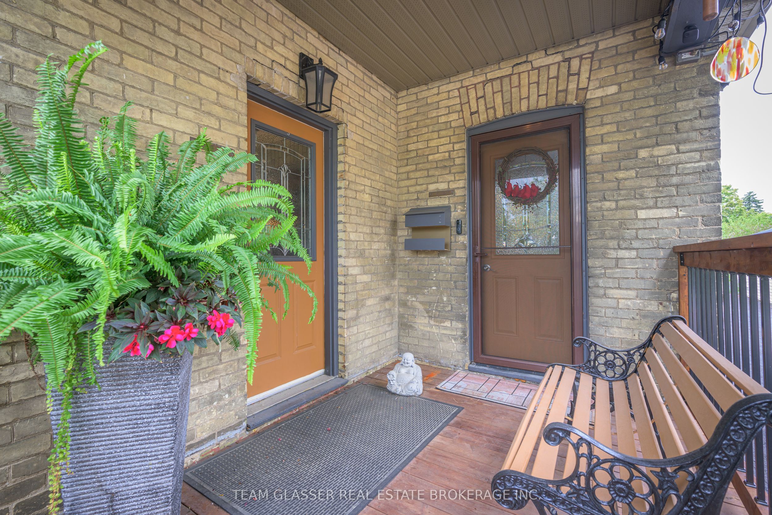 7070 Longwoods Rd Property Photo 8