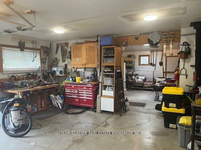 7070 Longwoods Rd Property Photo 37