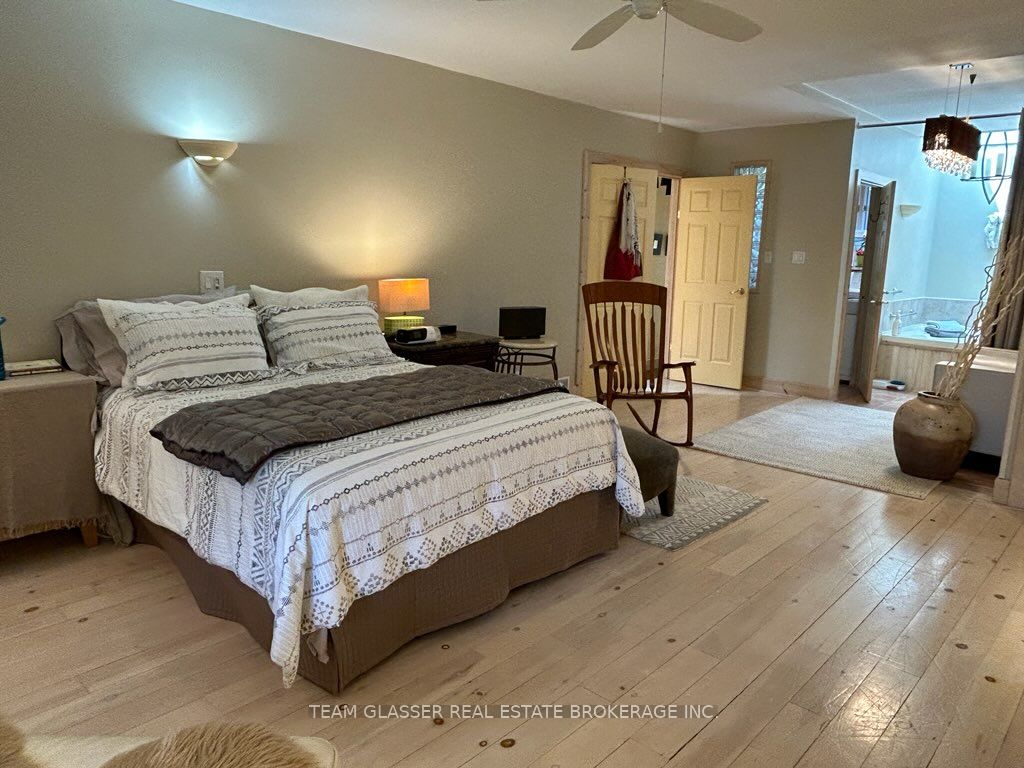 7070 Longwoods Rd Property Photo 40