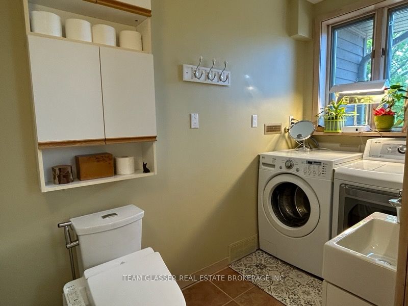 7070 Longwoods Rd Property Photo 42