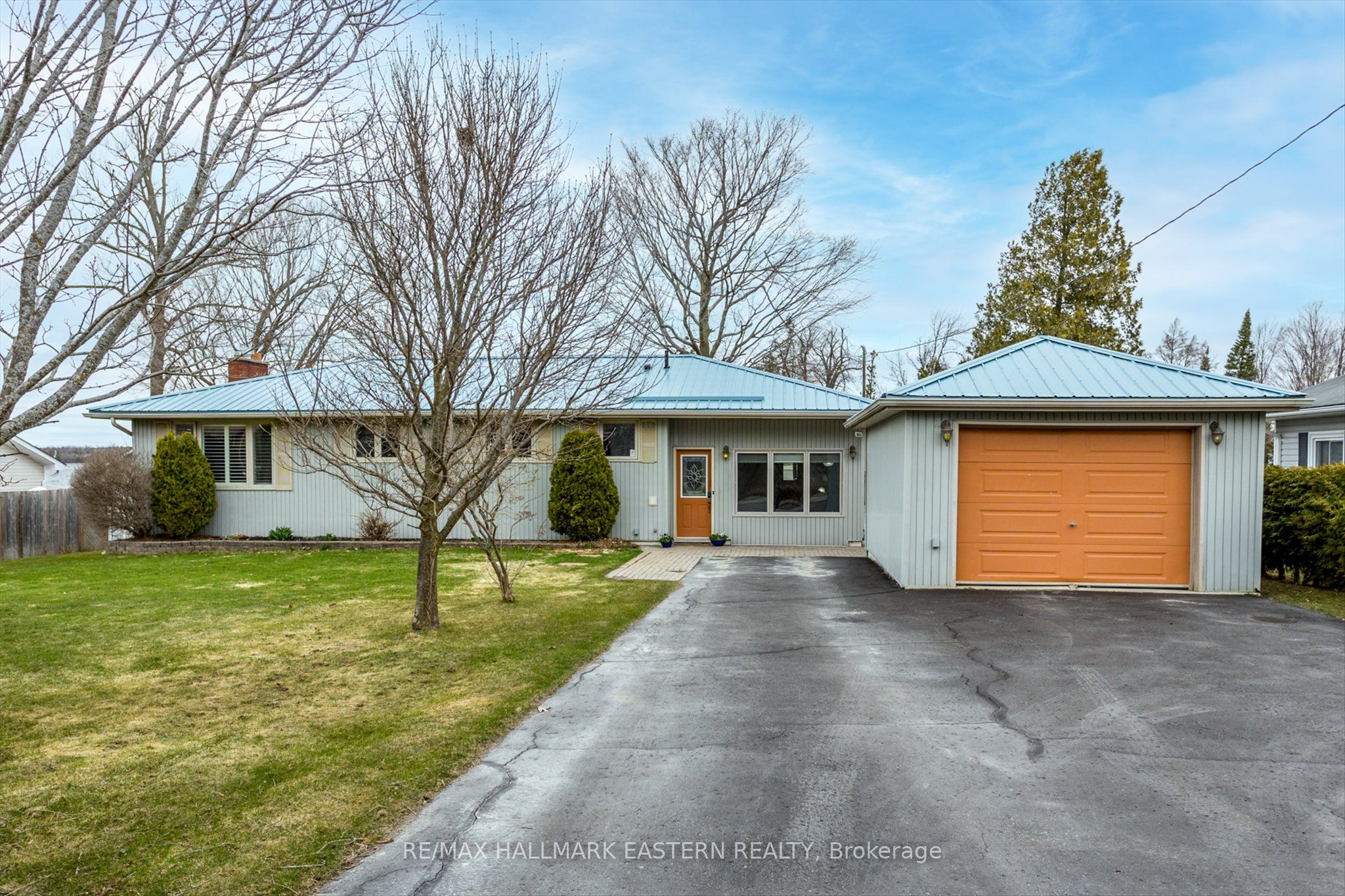 77 Westview Drive Property Photo