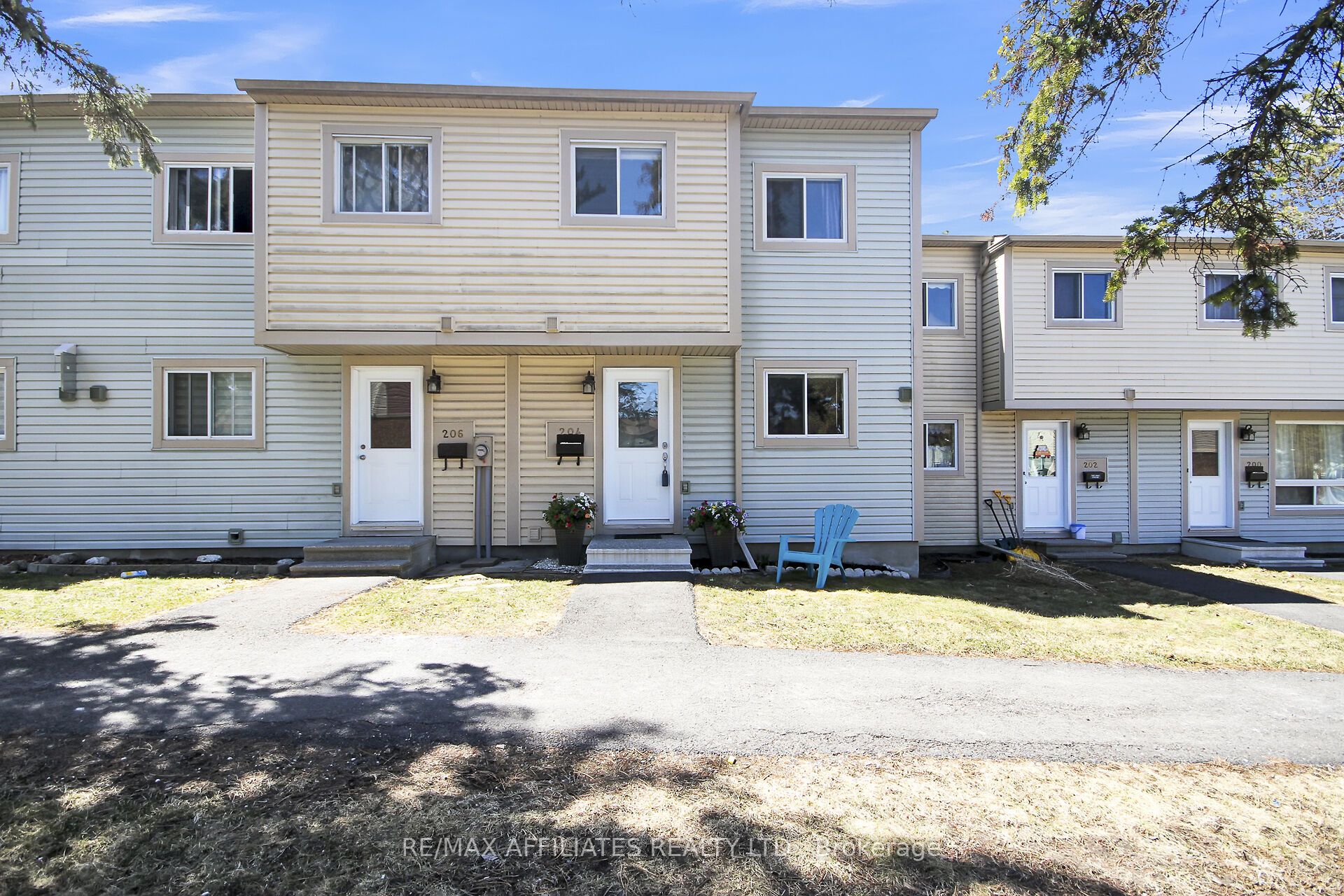204 Cattail Way Property Photo