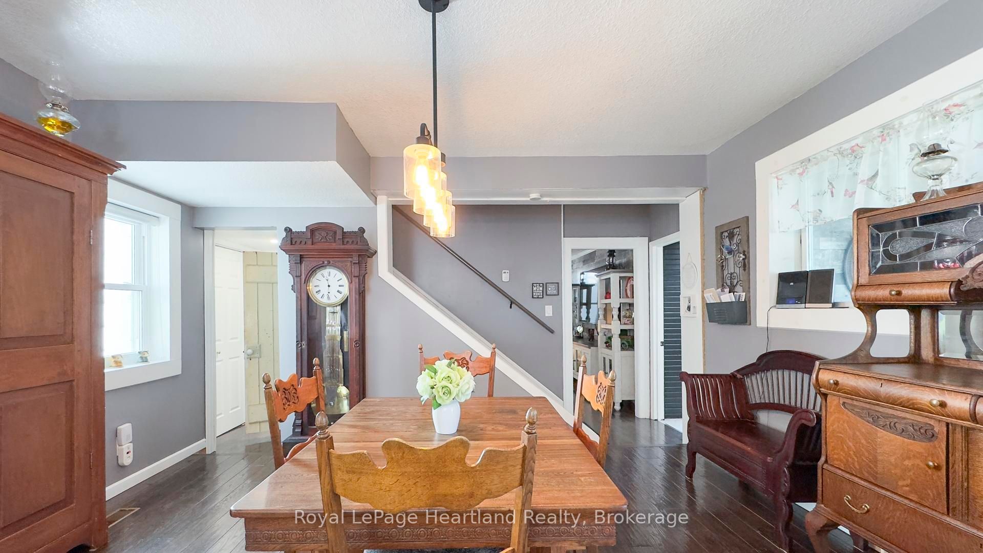 36973 Londesboro Road Property Photo 12