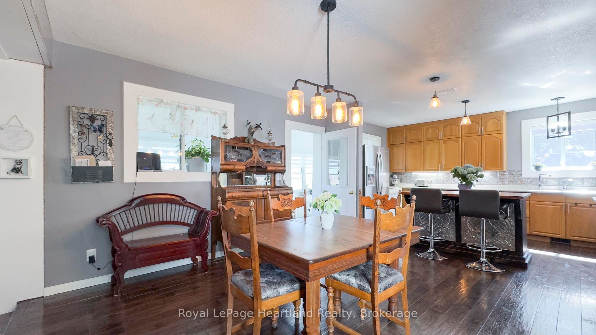 36973 Londesboro Road Property Photo 14