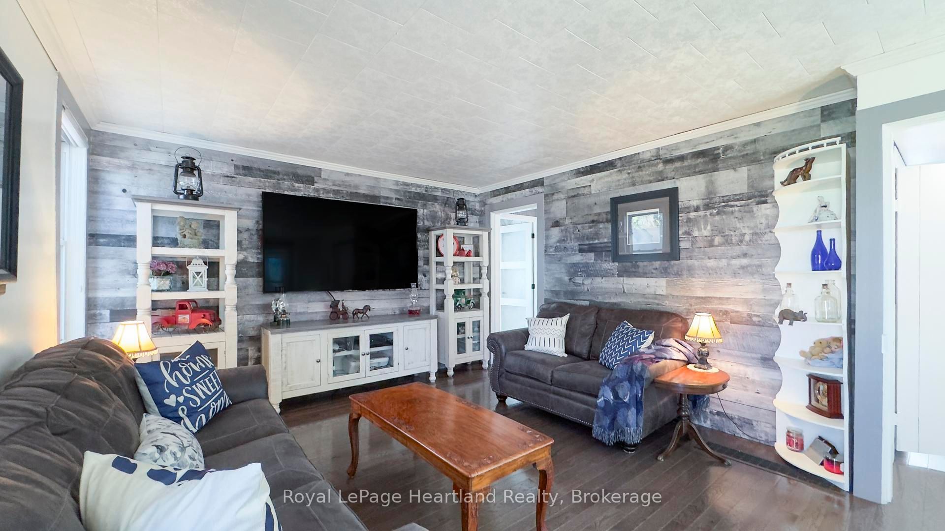 36973 Londesboro Road Property Photo 18