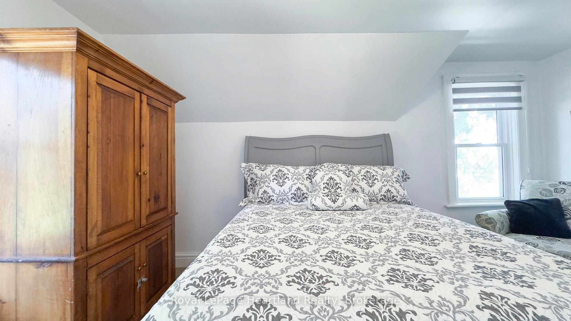36973 Londesboro Road Property Photo 26