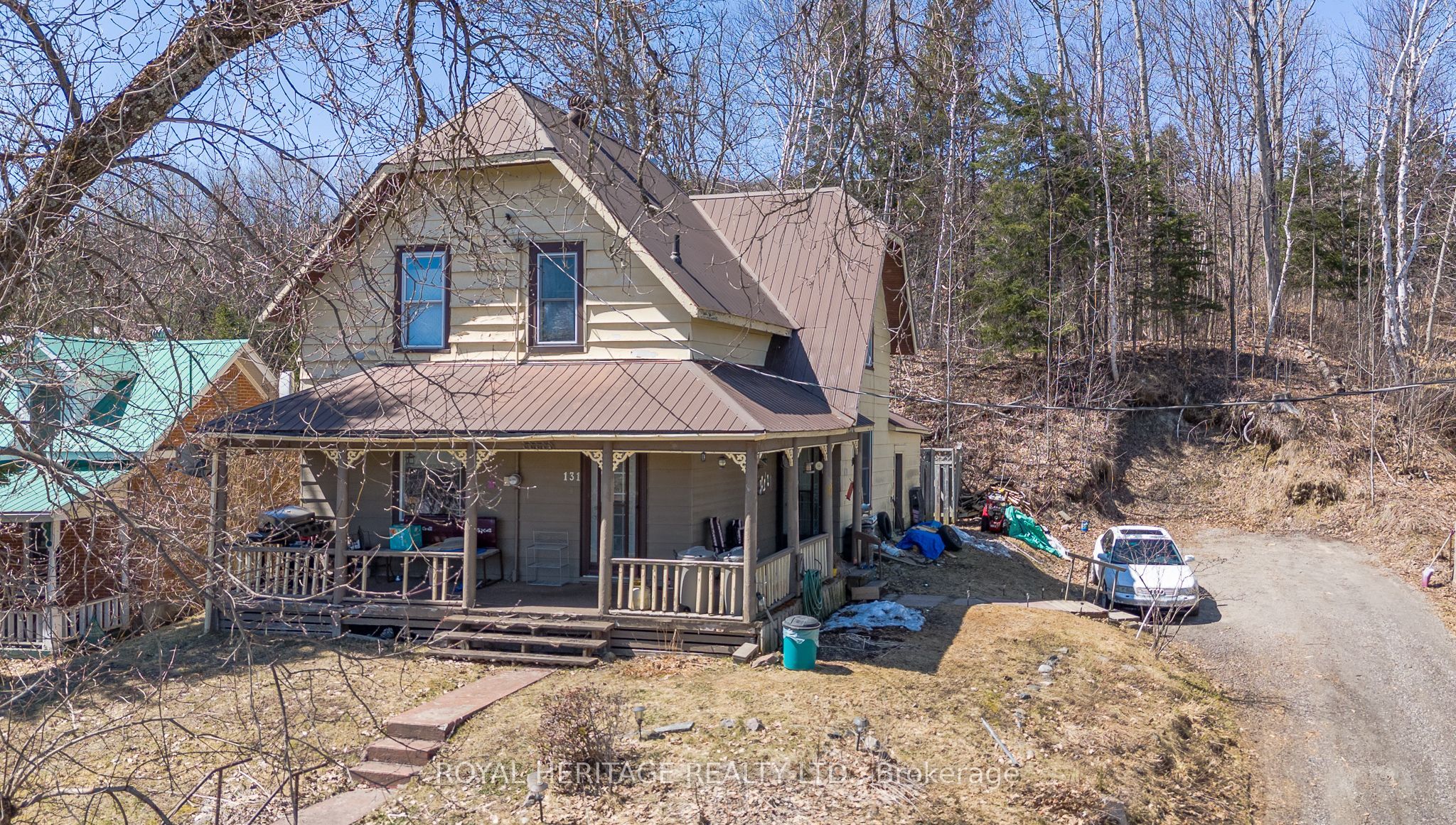 131 Ryerson Crescent Property Photo