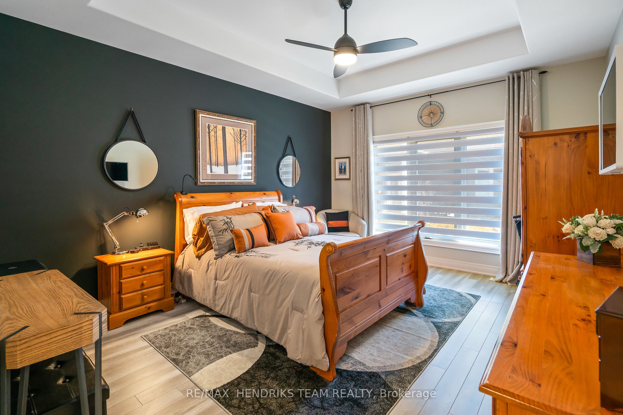 #11 - 10 Sassafras Row Property Photo 19