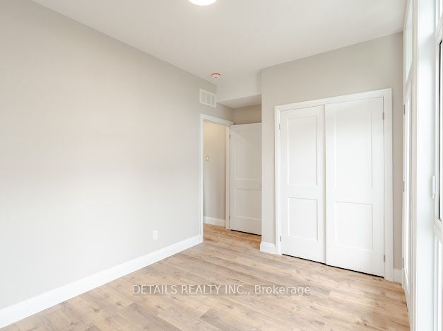 659 Donat Street 301 Property Photo 7