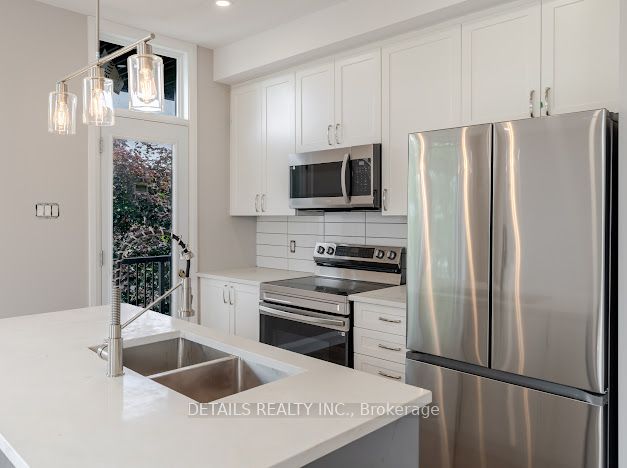 659 Donat Street 301 Property Photo 21