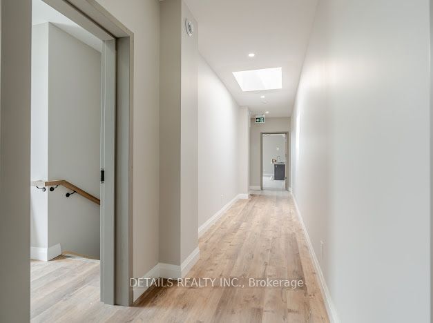 659 Donat Street 301 Property Photo 25