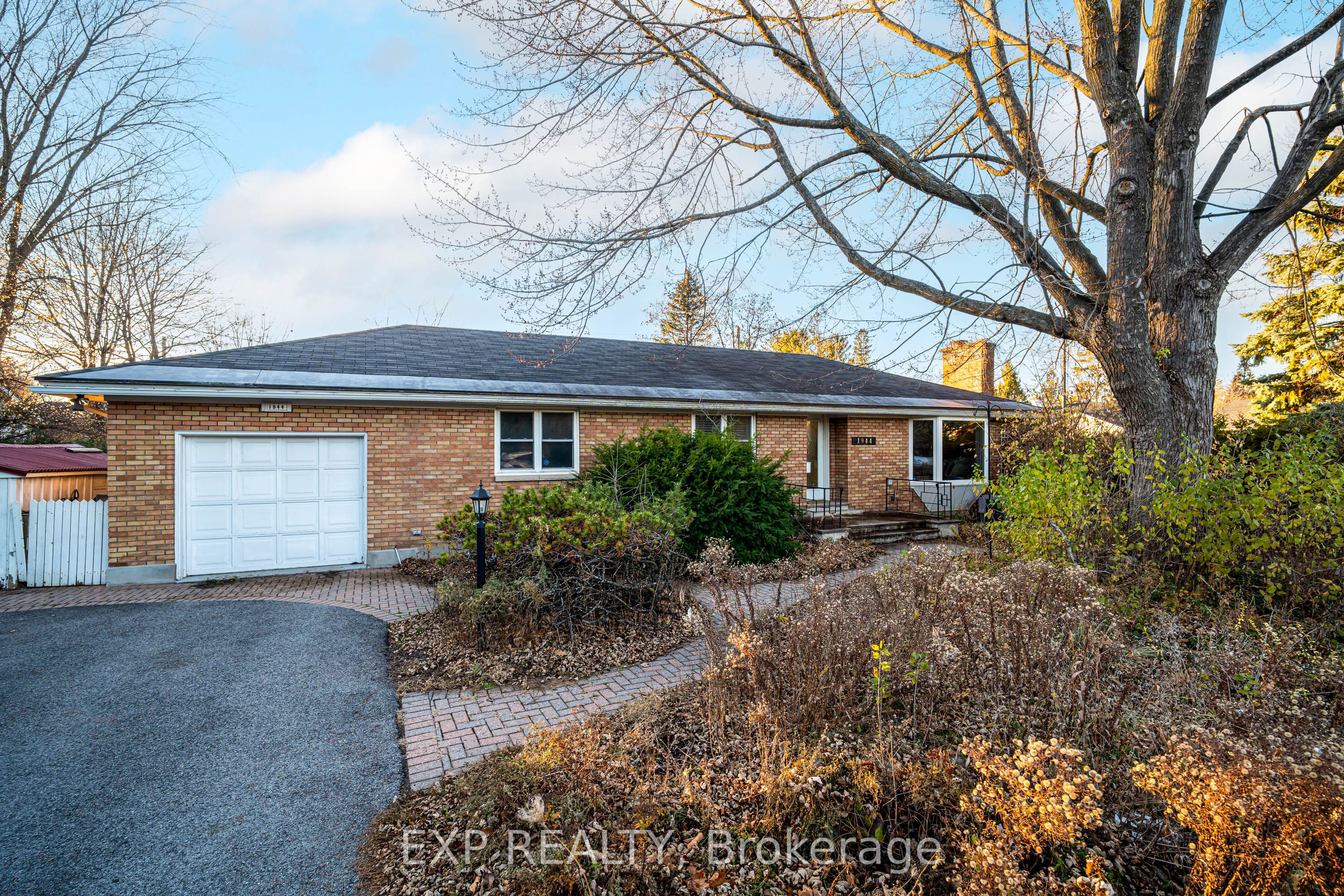 1944 Ronald Avenue Property Photo 1