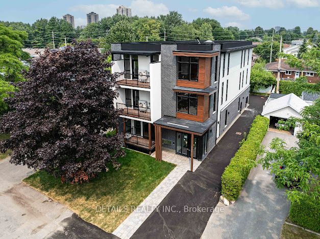 659 Donat Street 102