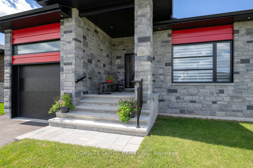 525 Barrage Street Property Photo 5