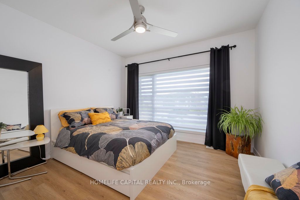 525 Barrage Street Property Photo 8