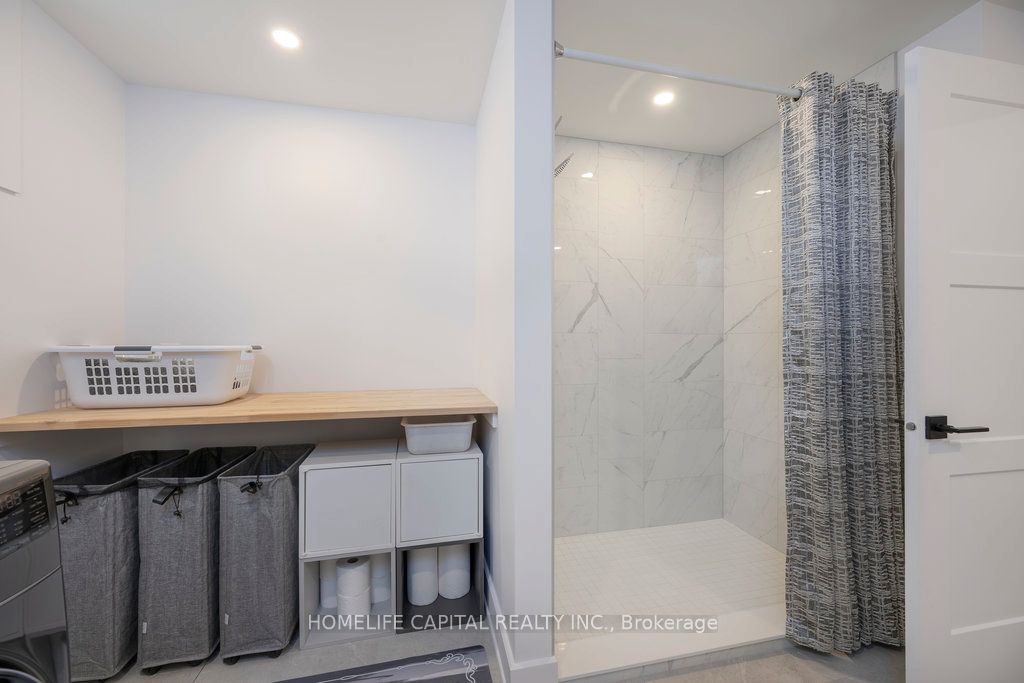 525 Barrage Street Property Photo 28