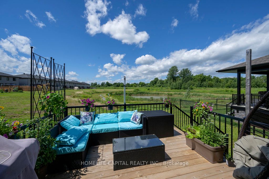 525 Barrage Street Property Photo 35
