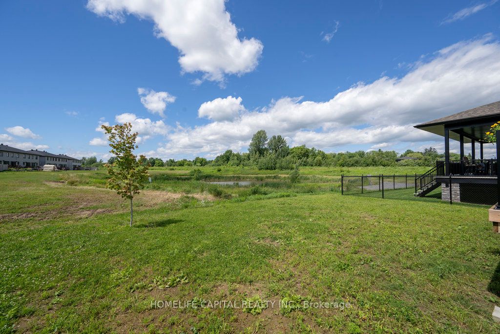 525 Barrage Street Property Photo 43