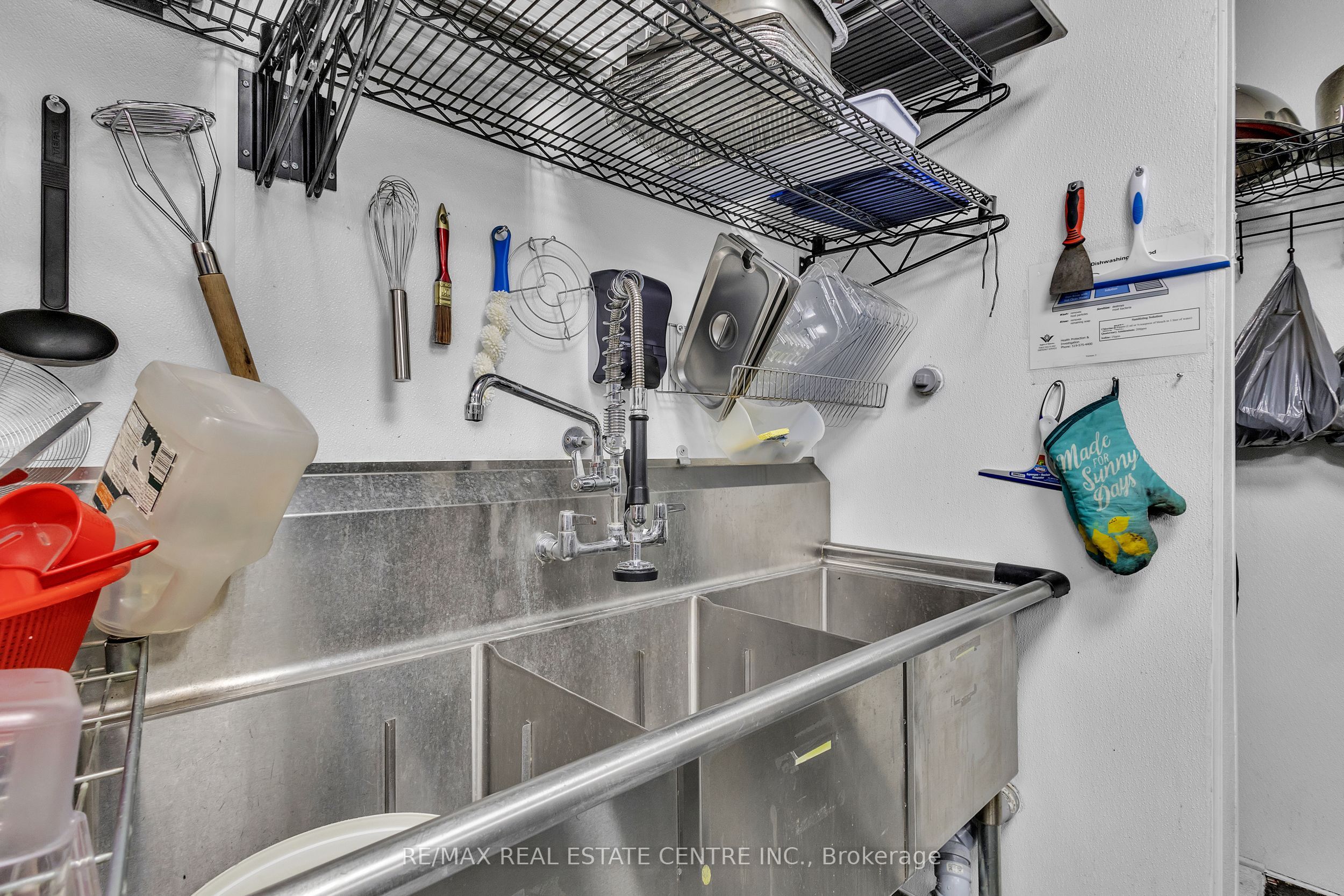 #s26 - 700 Strasburg Road Property Photo 24