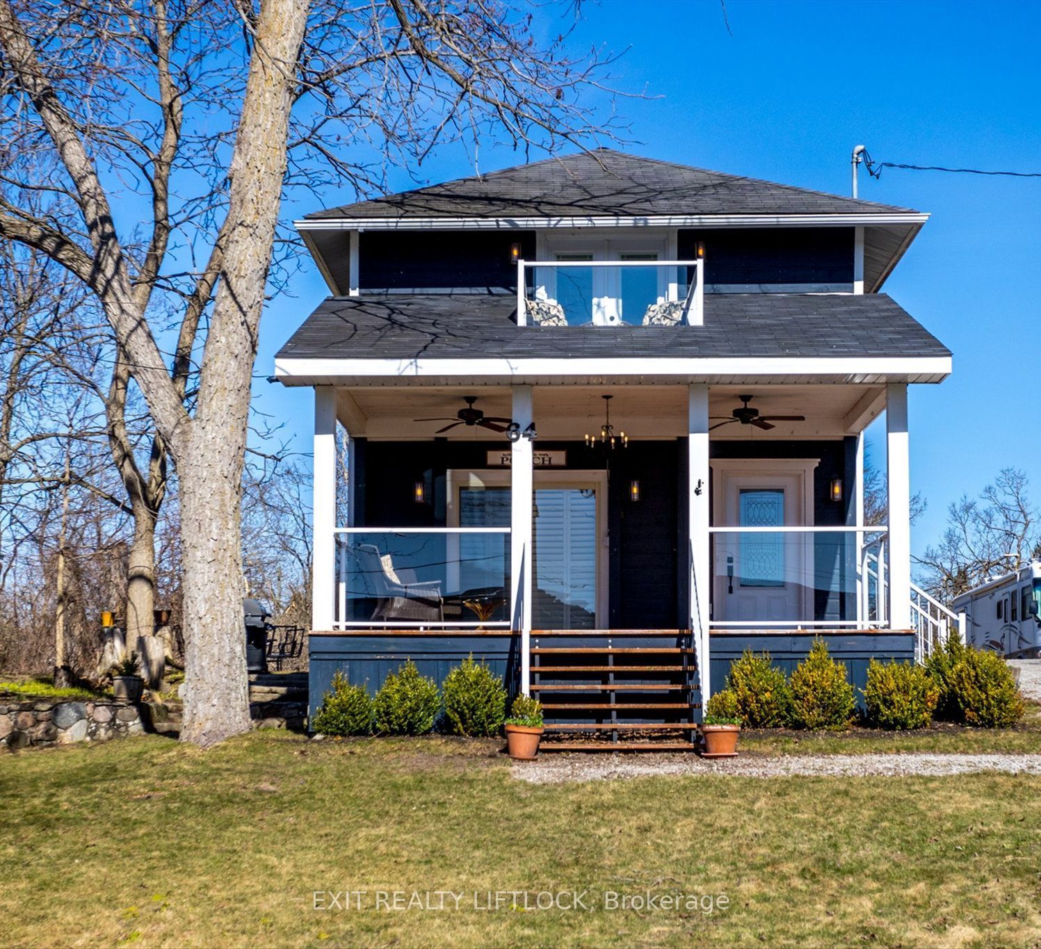 64 Front Street Property Photo