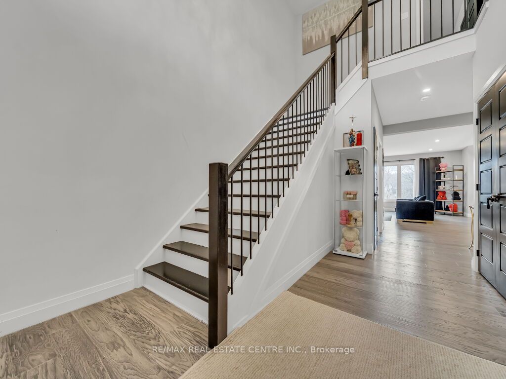 3374 Oriole Drive Property Photo 13