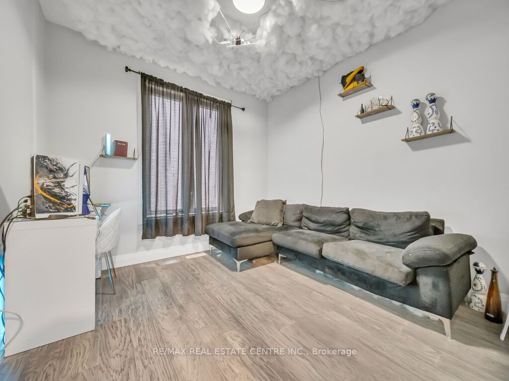 3374 Oriole Drive Property Photo 17