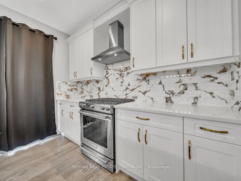 3374 Oriole Drive Property Photo 27