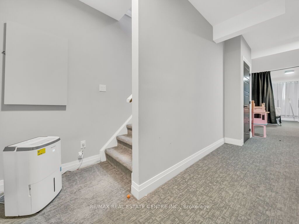 3374 Oriole Drive Property Photo 42