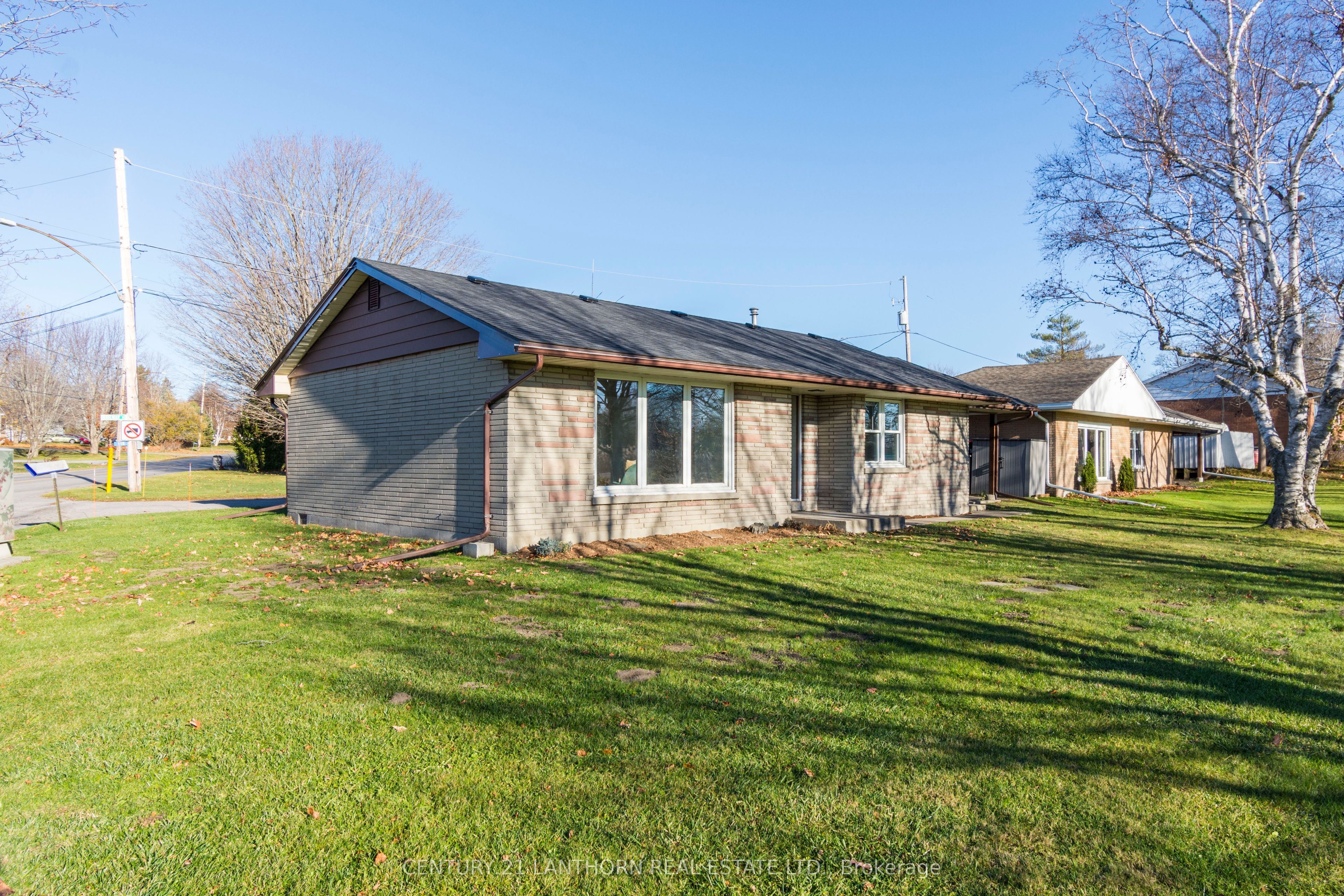13 Railway Street Property Photo