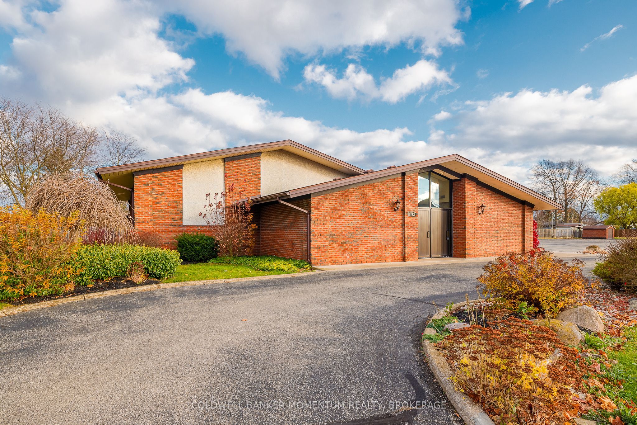 390 Clare Avenue Property Photo