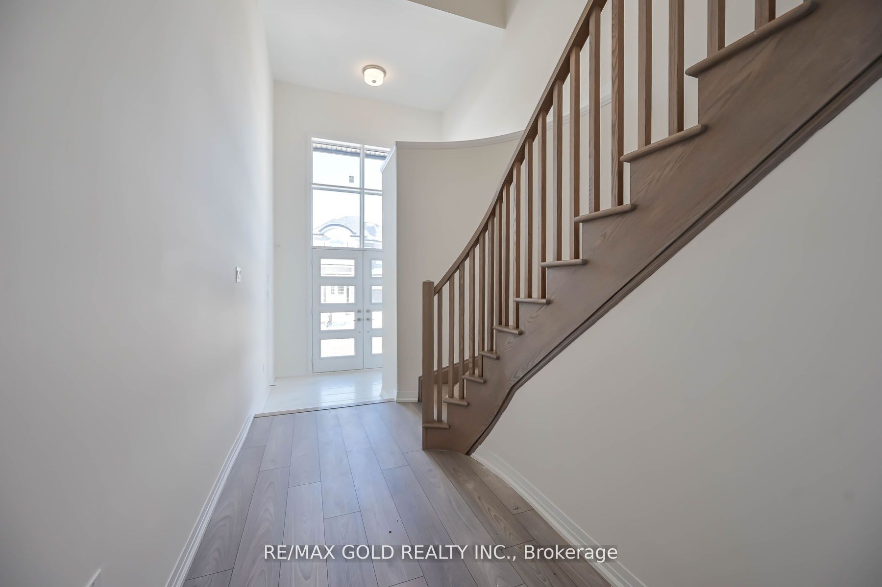 50 Wakeling Drive Property Photo 6