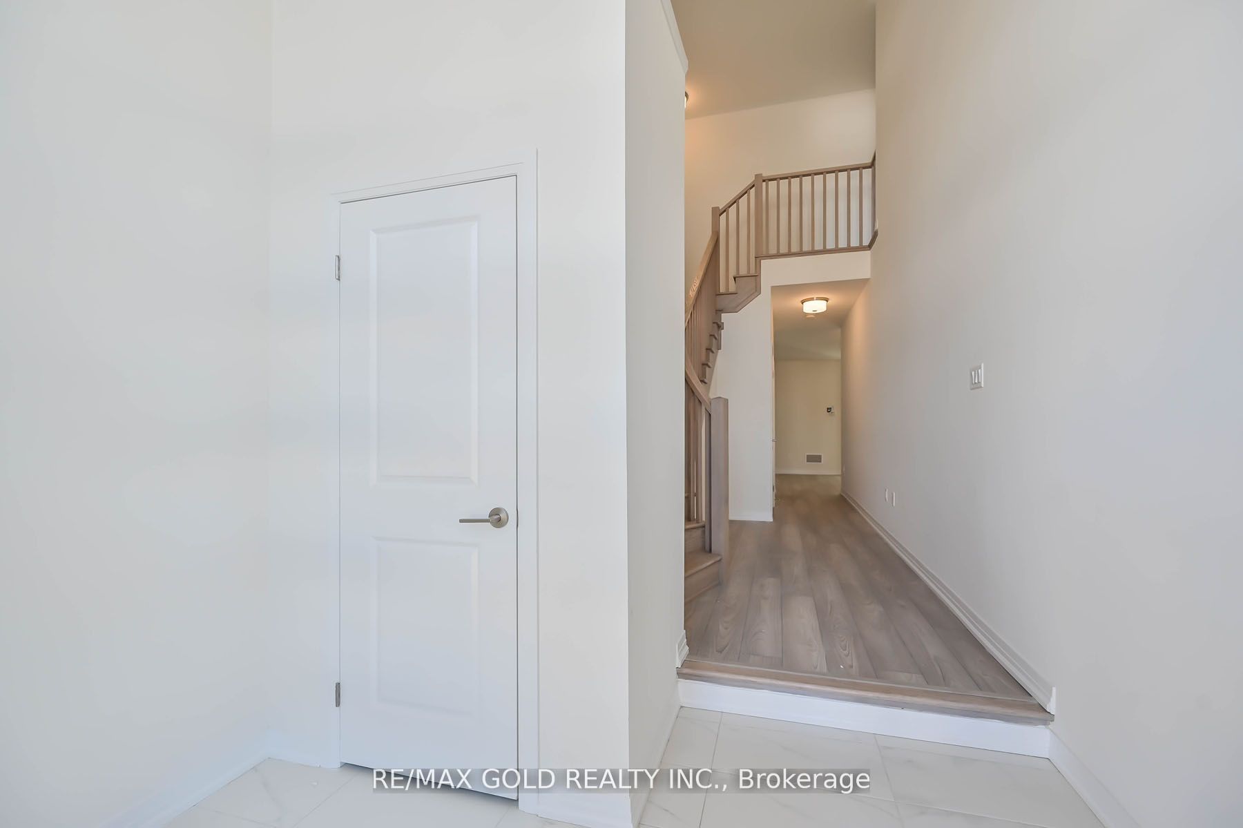 50 Wakeling Drive Property Photo 7