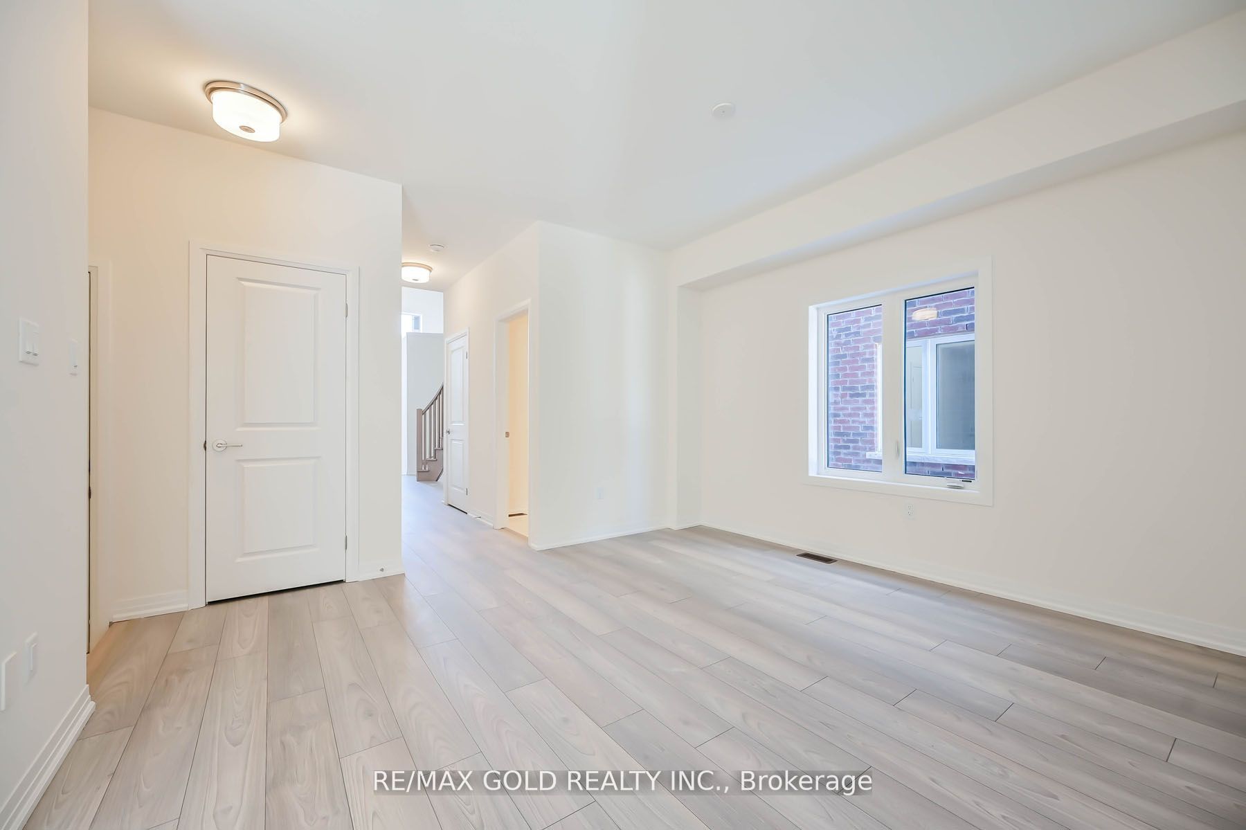 50 Wakeling Drive Property Photo 9