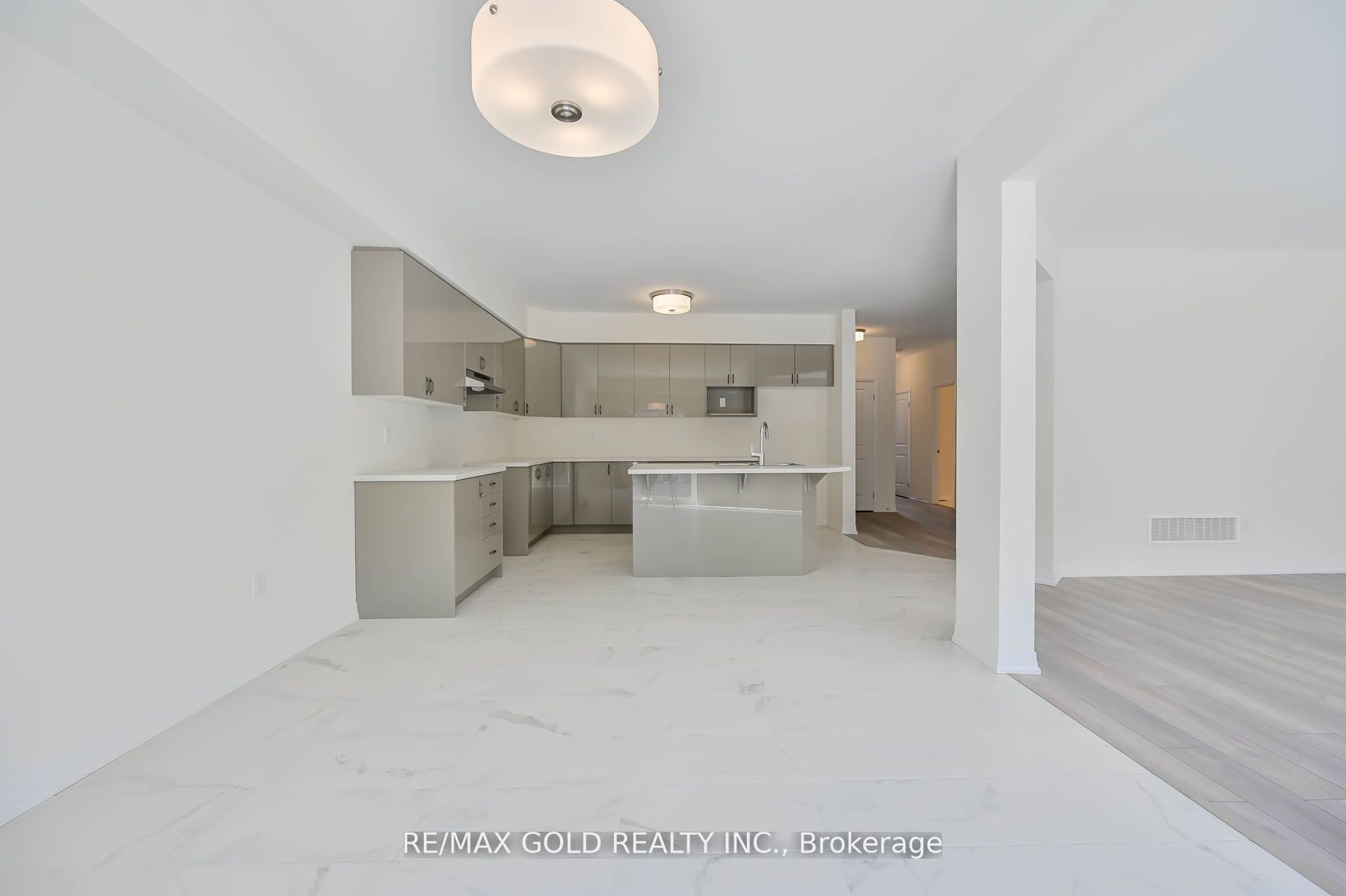 50 Wakeling Drive Property Photo 10