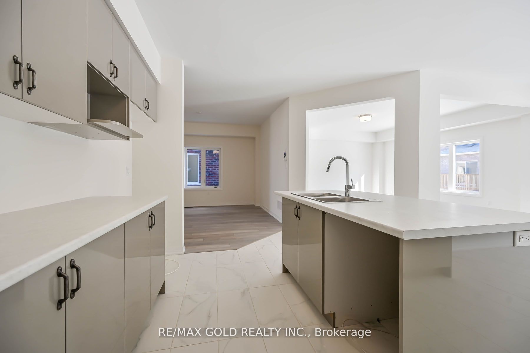 50 Wakeling Drive Property Photo 14