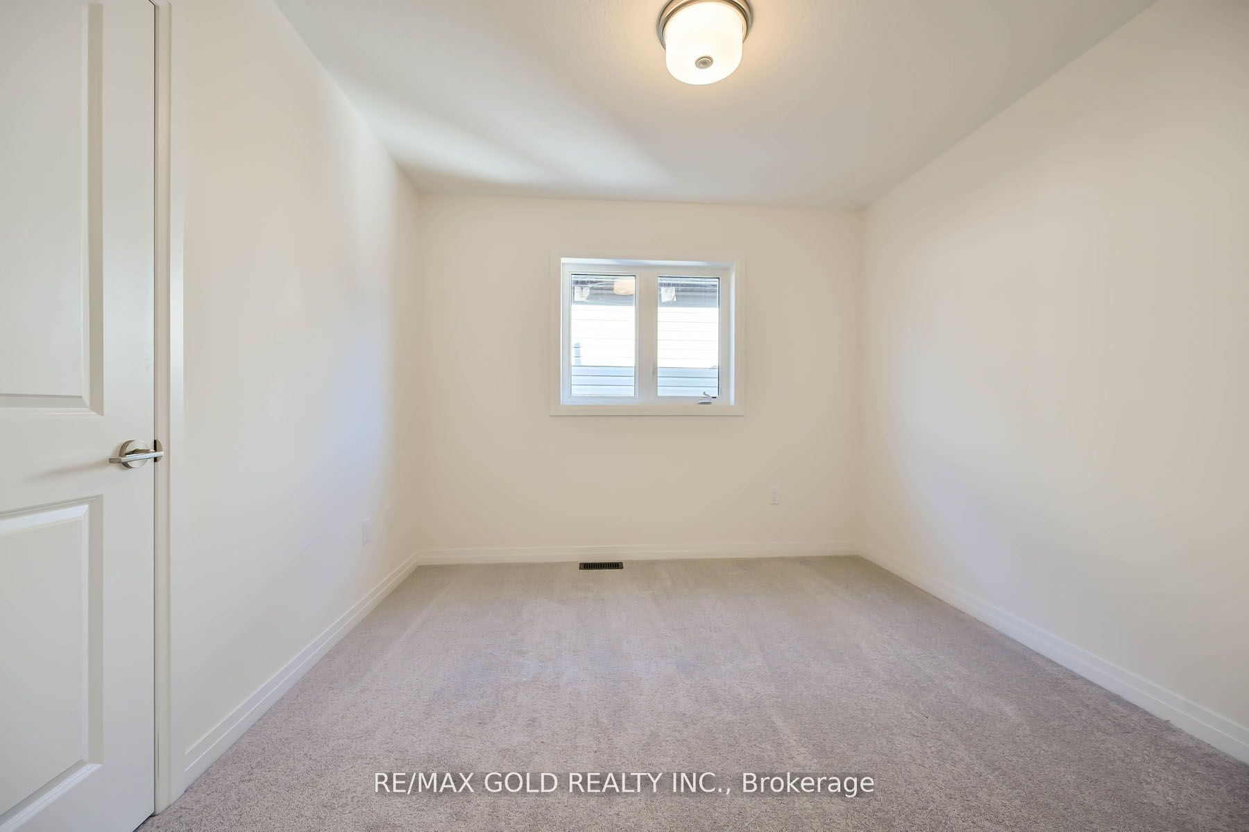 50 Wakeling Drive Property Photo 32