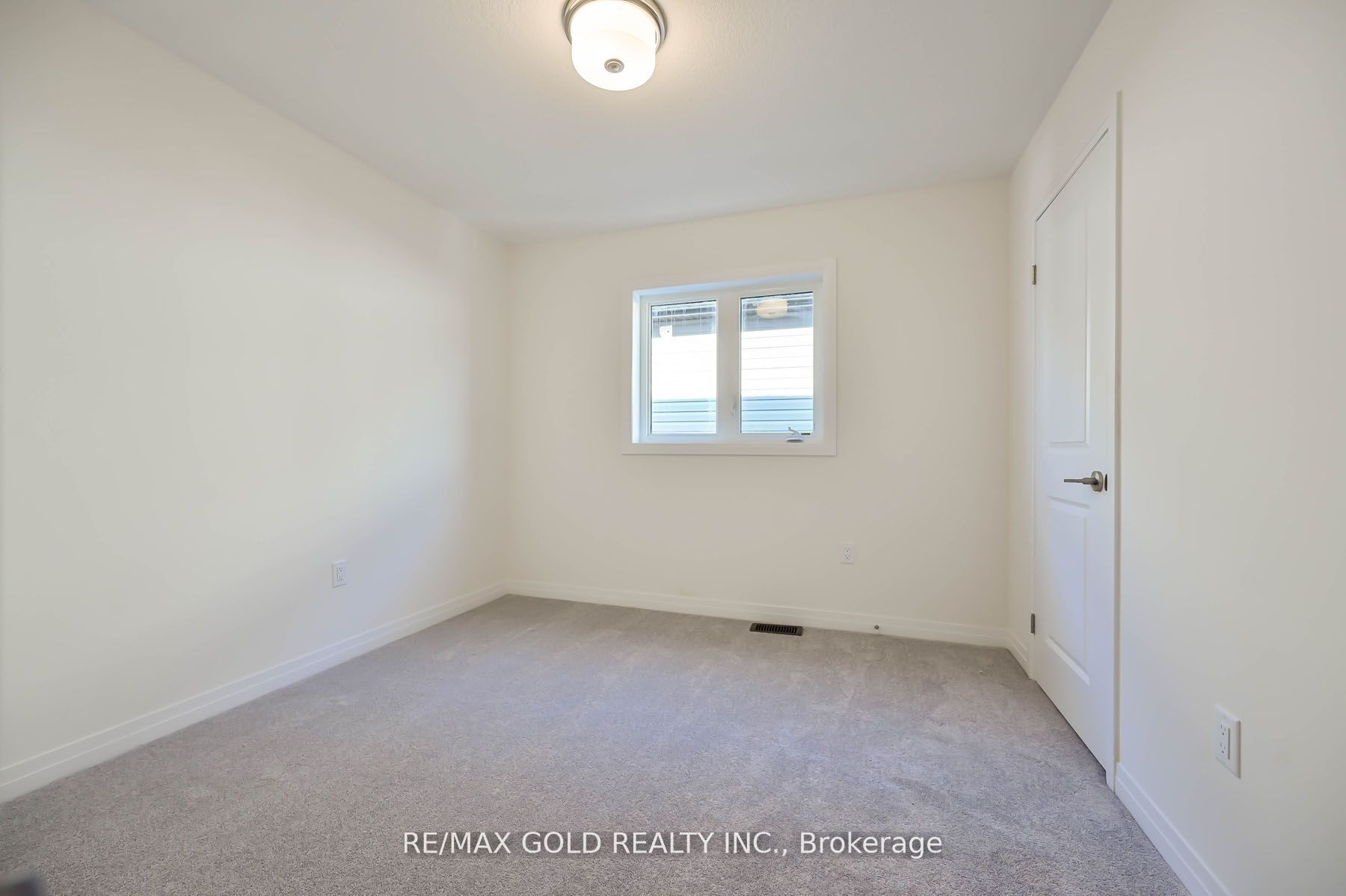 50 Wakeling Drive Property Photo 35